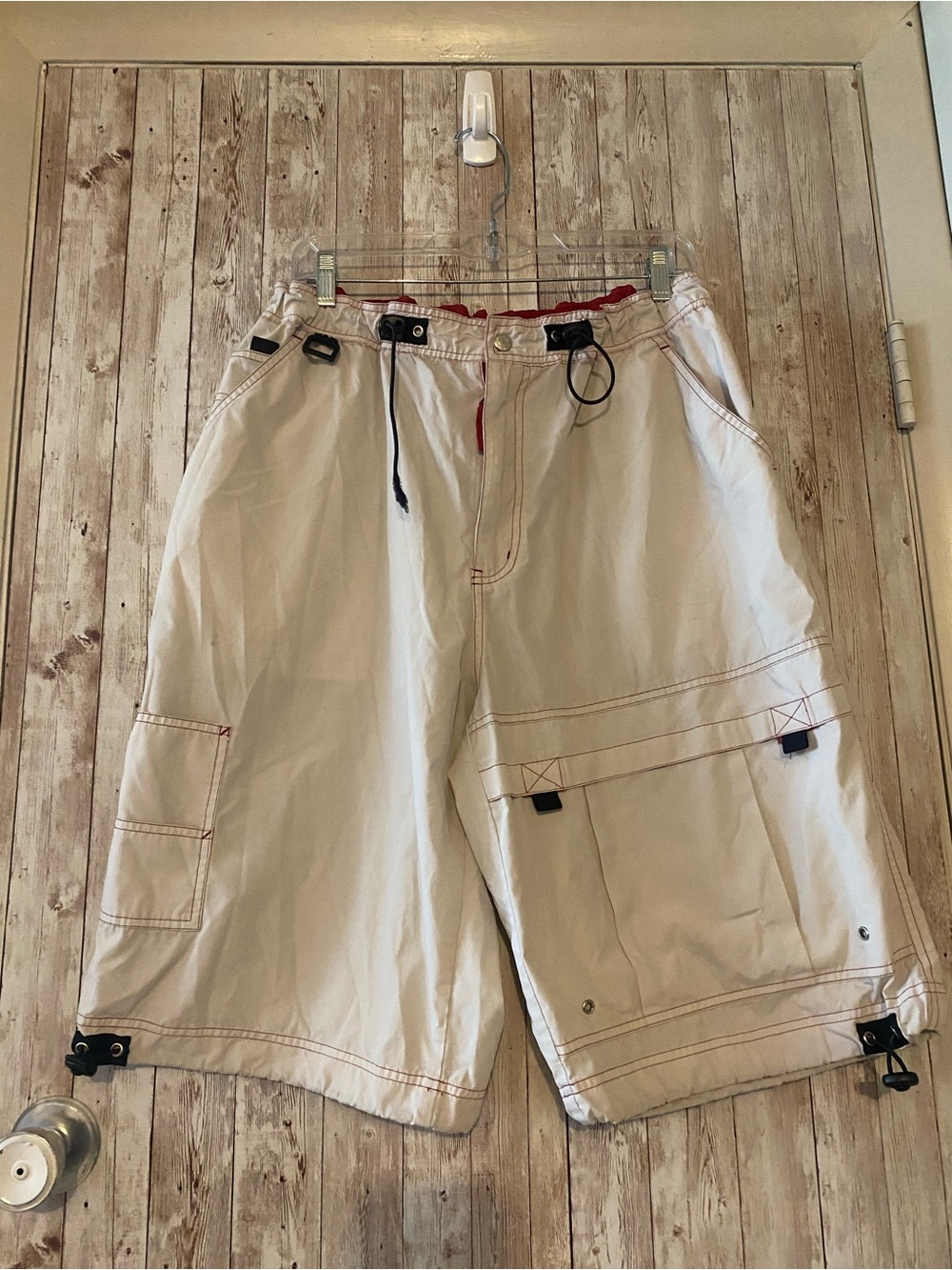 Raider Jeans Co. Men's size xl Beige Cargo Shorts Vintage y2k surf swim skater